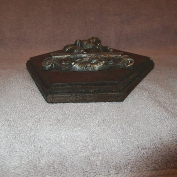 Vtg Aquarius Brutalist Art Sculpture Pewter on Wood Plaque Zodiac Celestial MCM - Picture 7 of 8